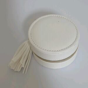 White Faux Leather Round Travel Jewelry Case Zip-Around Fabric Lined Organizer